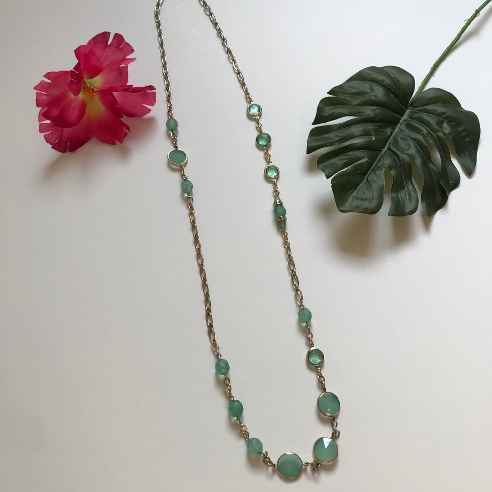 Ann Taylor turquoise \ teal and gold necklace
